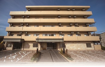 住宅型有料老人ホーム 花咲浜寺の施設外観